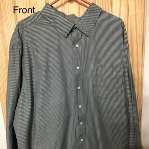 Men’s long sleeve button down gray and white shirt